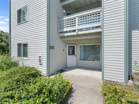 A home in Oak Harbor