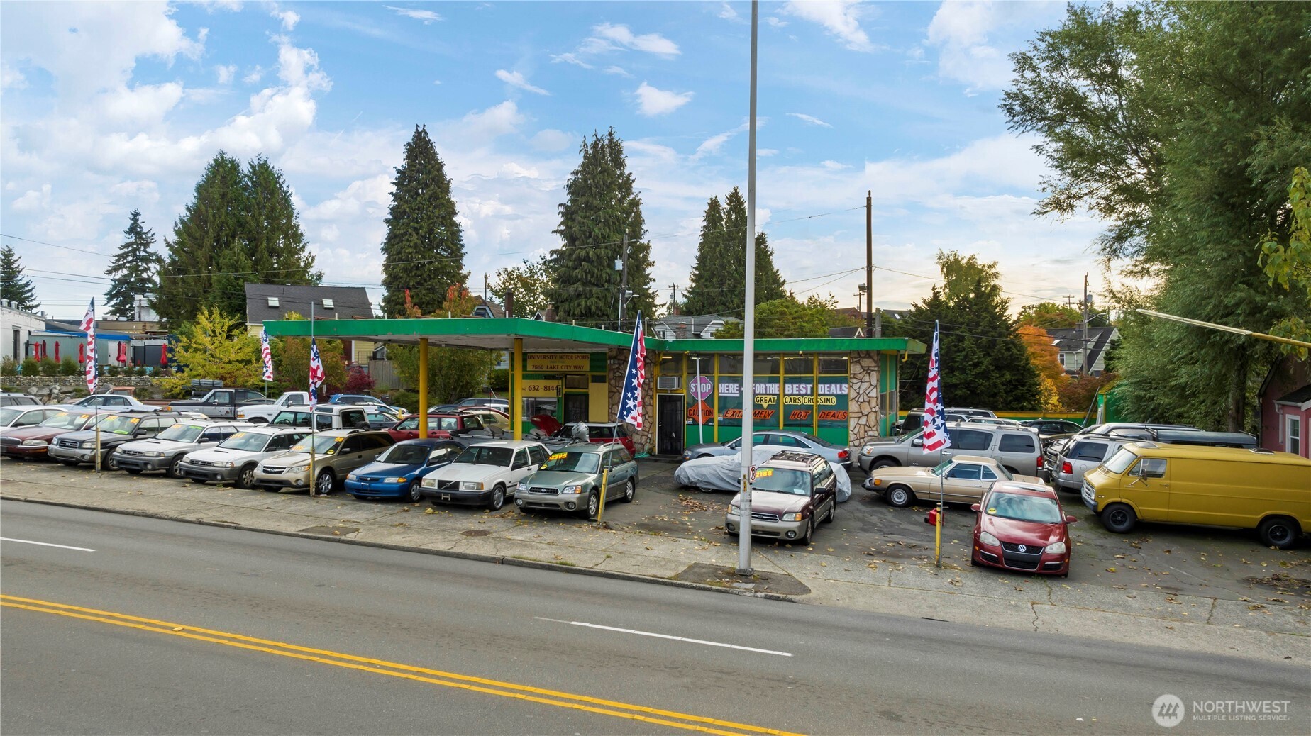 7860 Lake City Way NE