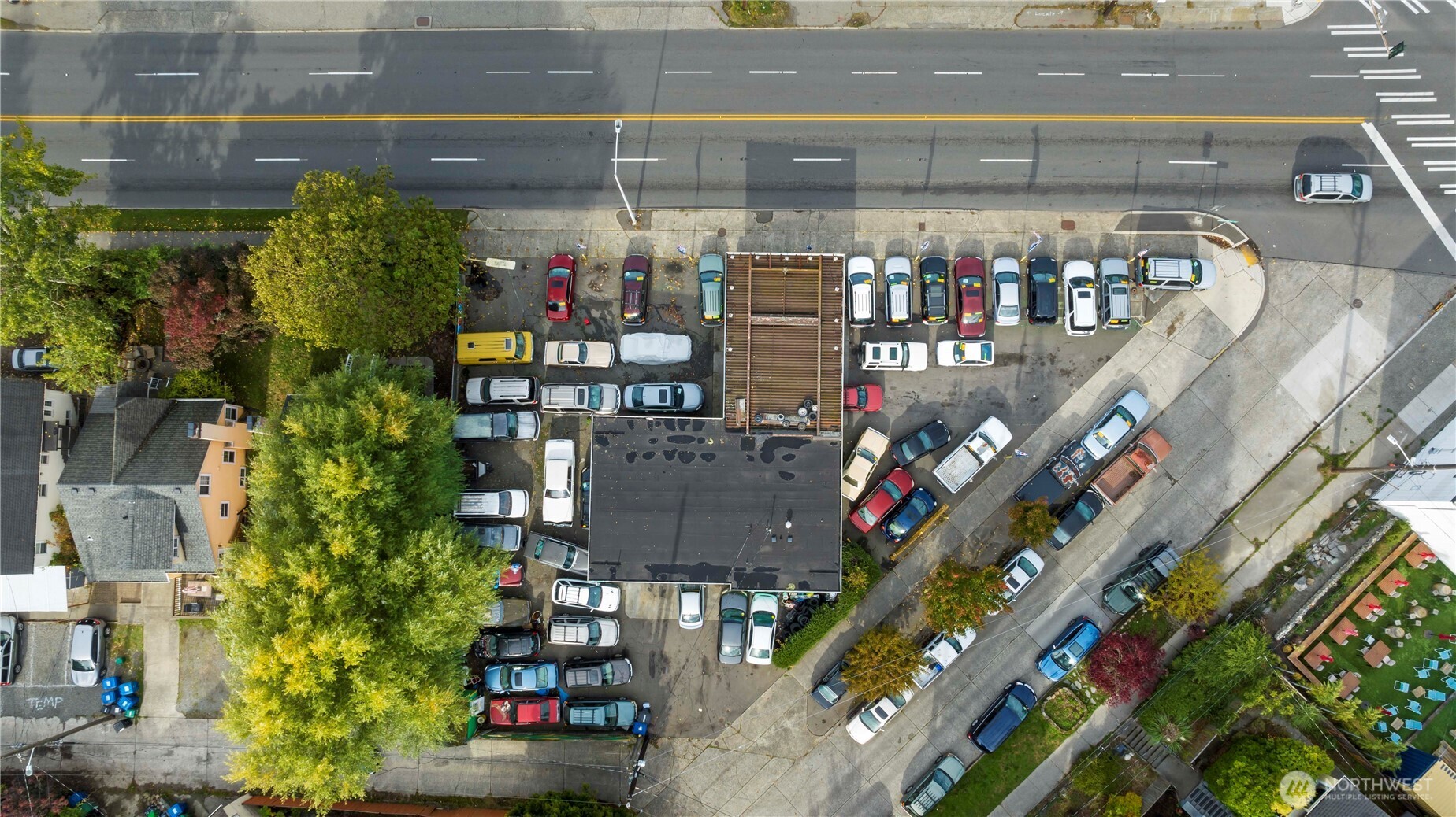 7860 Lake City Way NE