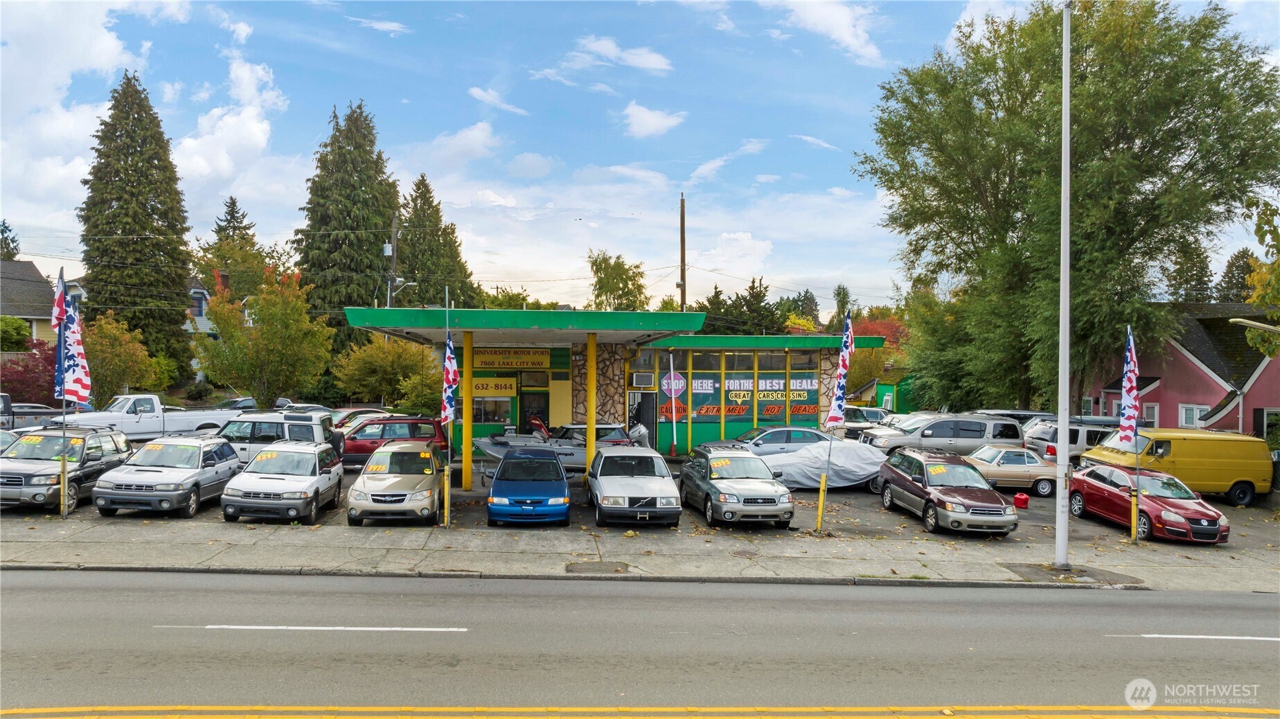 7860 Lake City Way NE