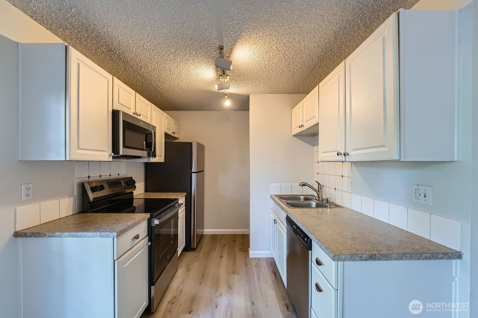 13067 Pacific Highway SW C