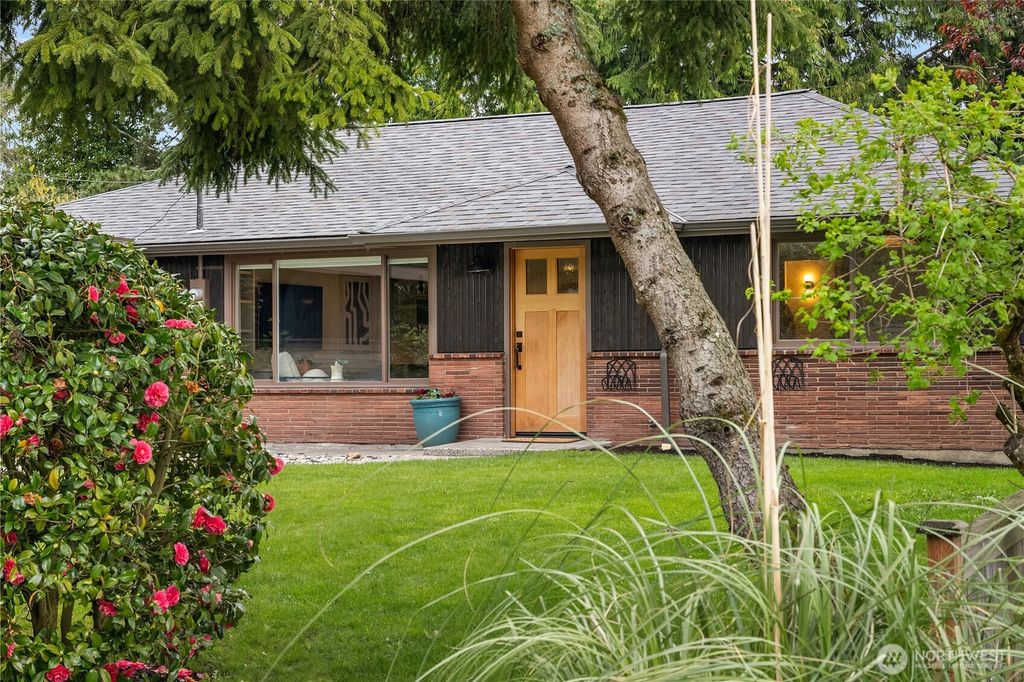 Photo of 23123 83rd Avenue W, Edmonds, WA 98026 (MLS # 2507984)