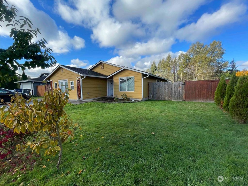 Photo of 121 3rd Avenue SW, Pacific, WA 98047 (MLS # 2308577)