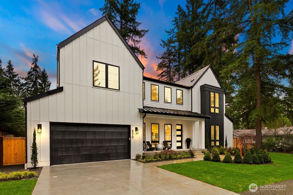 Photo of 836 130th Avenue NE, Bellevue, WA 98005 (MLS # 2461114)