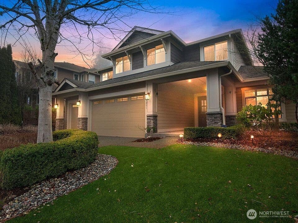 Photo of 6201 SE 2nd ST, Renton, WA 98059 (MLS # 2544306)