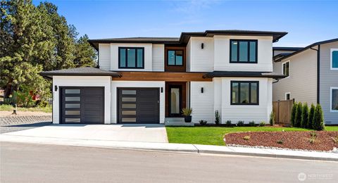 Photo of 3233 NW Brianna Avenue, East Wenatchee, WA 98802 (MLS # 2451733)