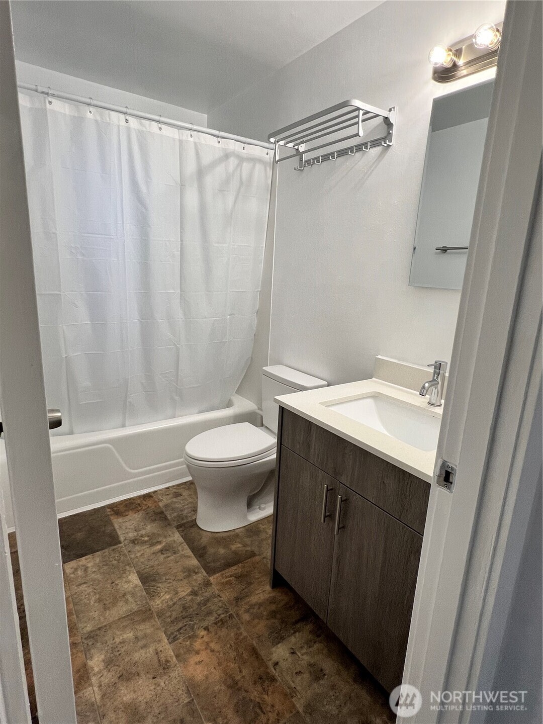 12317 35th Avenue NE