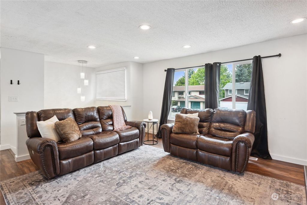 Photo of 6010 98th Street NE, Marysville, WA 98270 (MLS # 2127488)