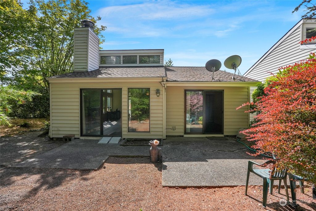 Photo of 13730 SE 256th Place, Kent, WA 98042 (MLS # 2153274)