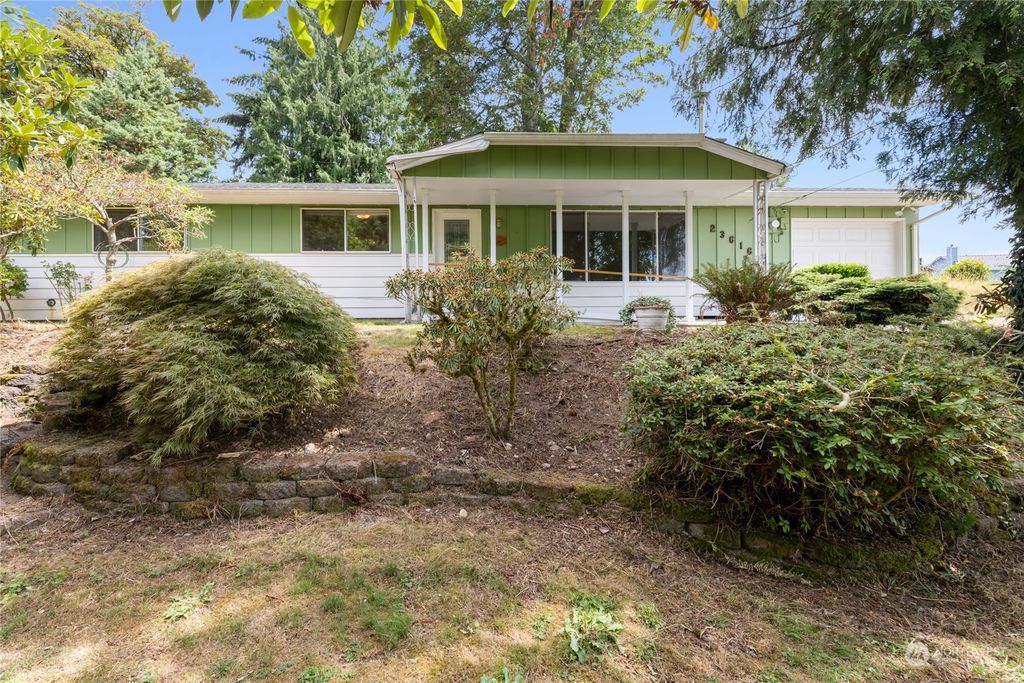 Photo of 23616 135th Place SE, Kent, WA 98042 (MLS # 2275697)