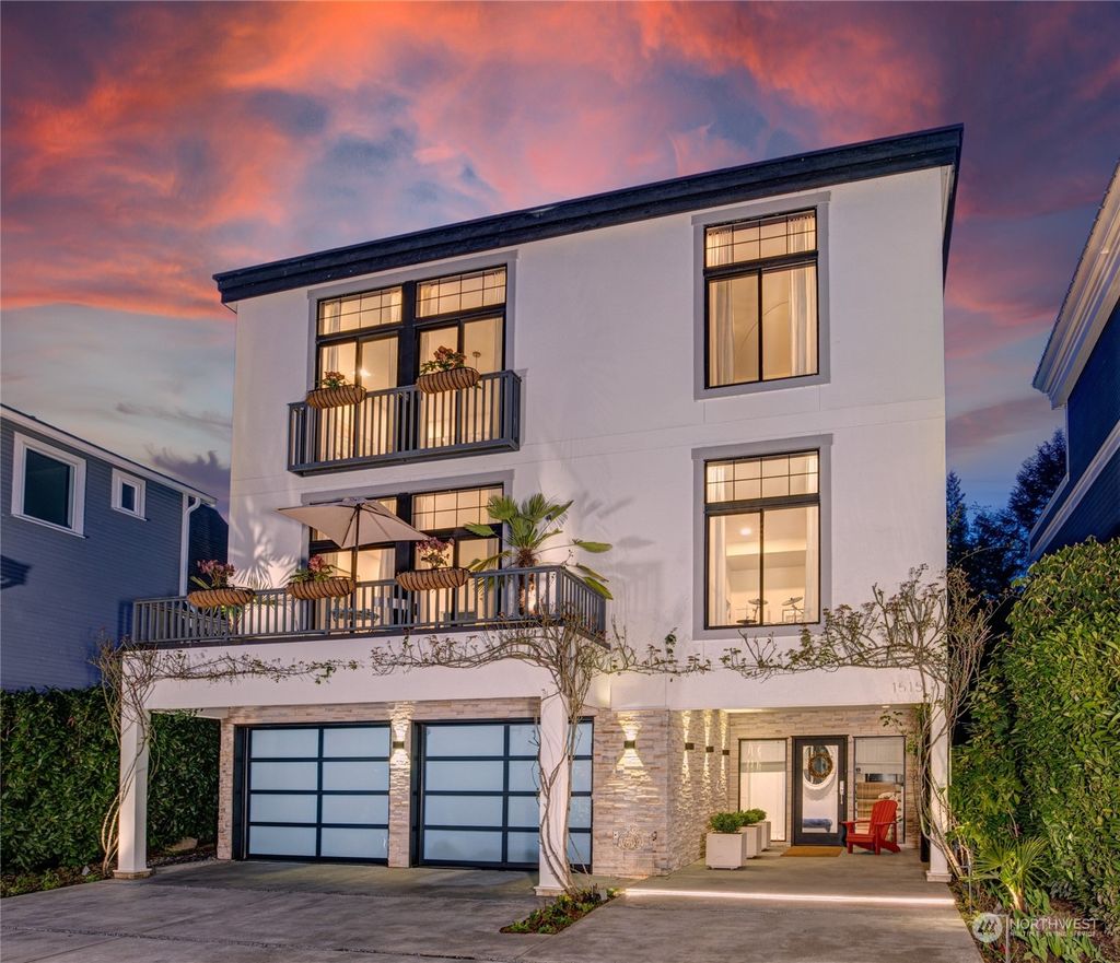 Photo of 1515 McGilvra Boulevard E, Seattle, WA 98112 (MLS # 2204209)