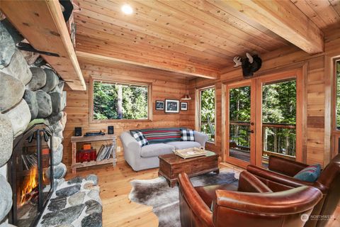 A home in Snoqualmie Pass