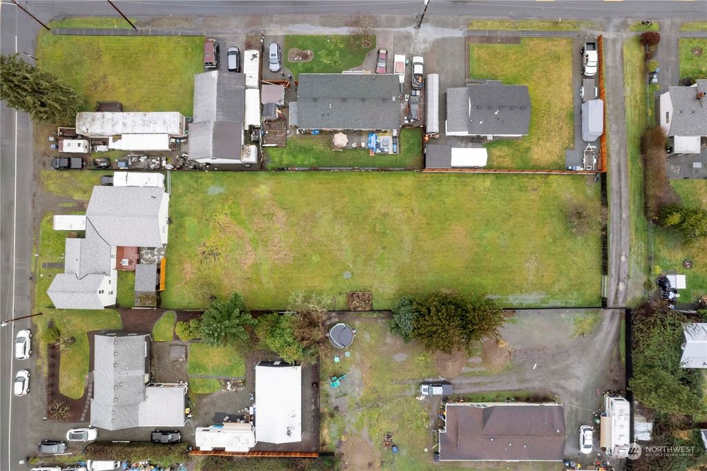 Photo of 142 5th Avenue SW, Pacific, WA 98047 (MLS # 2194189)