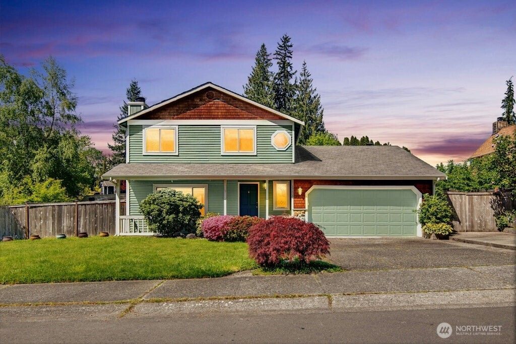 Photo of 17528 28th Avenue SE, Bothell, WA 98012 (MLS # 2372166)