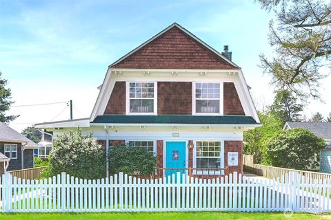 Photo of 1210 Bay Avenue, Ocean Park, WA 98640 (MLS # 2362020)