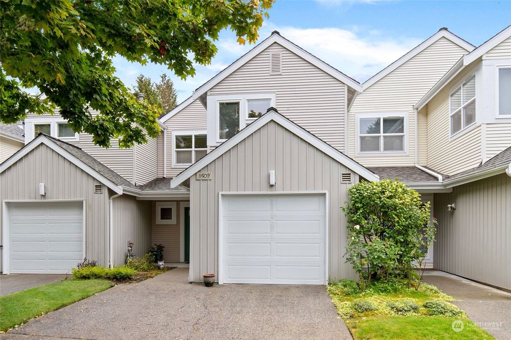 Photo of 11509 Pine Court, Mukilteo, WA 98275 (MLS # 2167130)