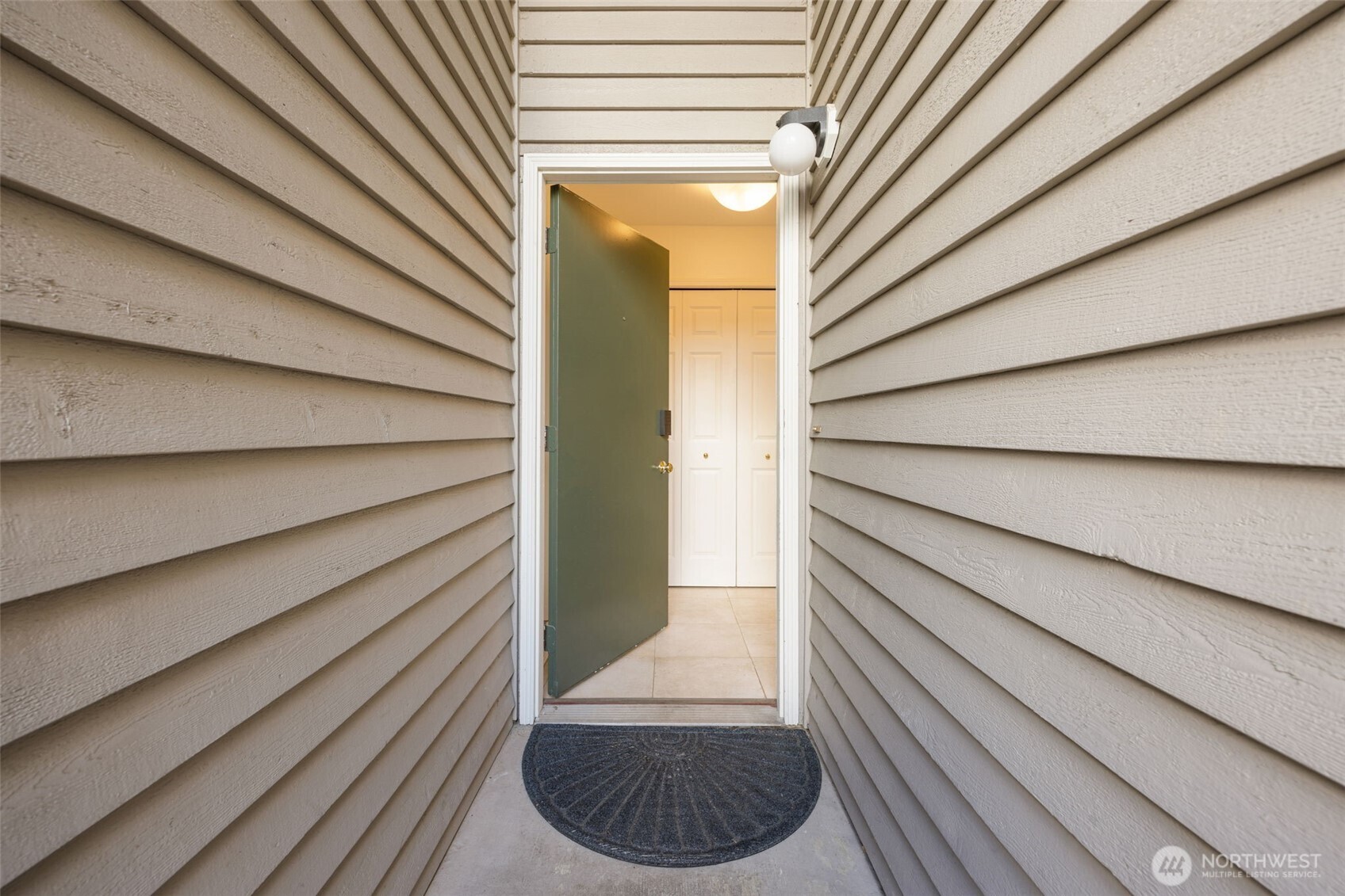 9926 NE 144th Lane 301