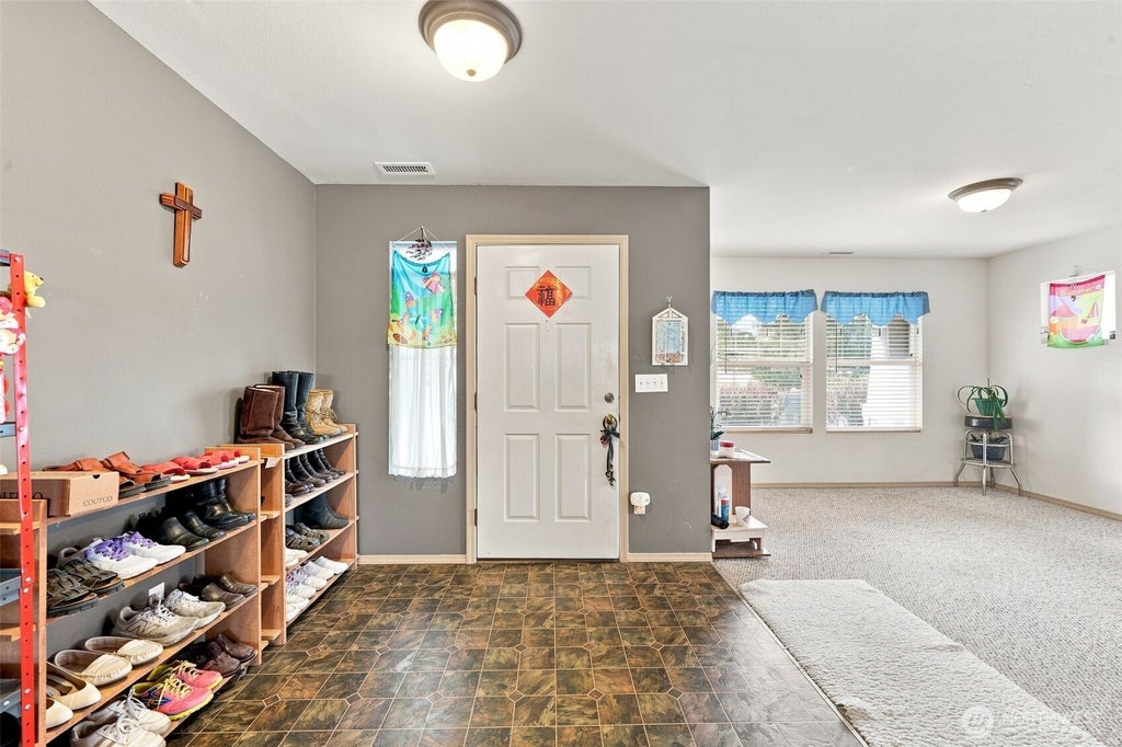 Photo of 20003 Ramblewood Road, Monroe, WA 98272 (MLS # 2575394)