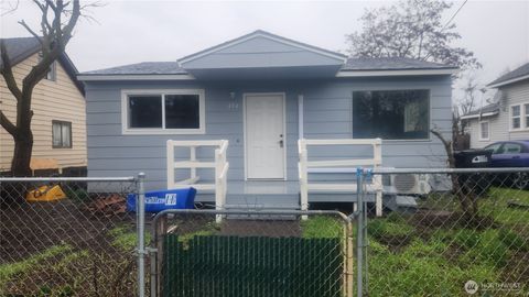 Photo of 434 Sprague Ave, Walla Walla, WA 99362 (MLS # 2492226)