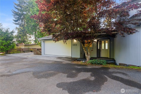 Photo of 300 Morey Avenue, Bellingham, WA 98225 (MLS # 2530977)