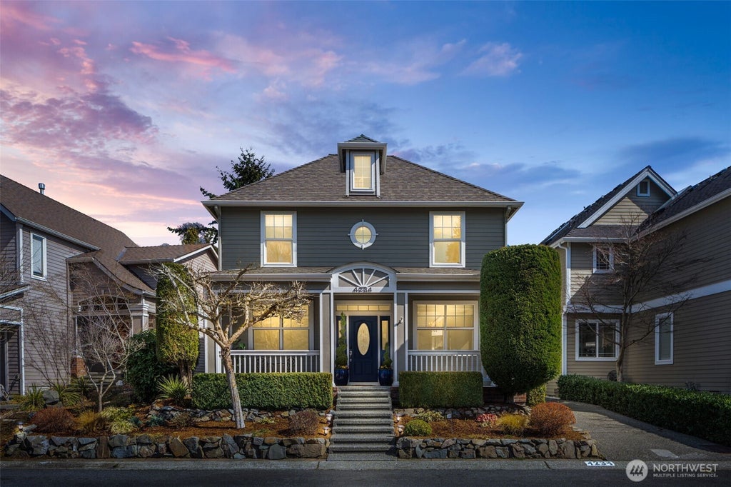 Photo of 4234 249th Court SE, Sammamish, WA 98029 (MLS # 2587304)