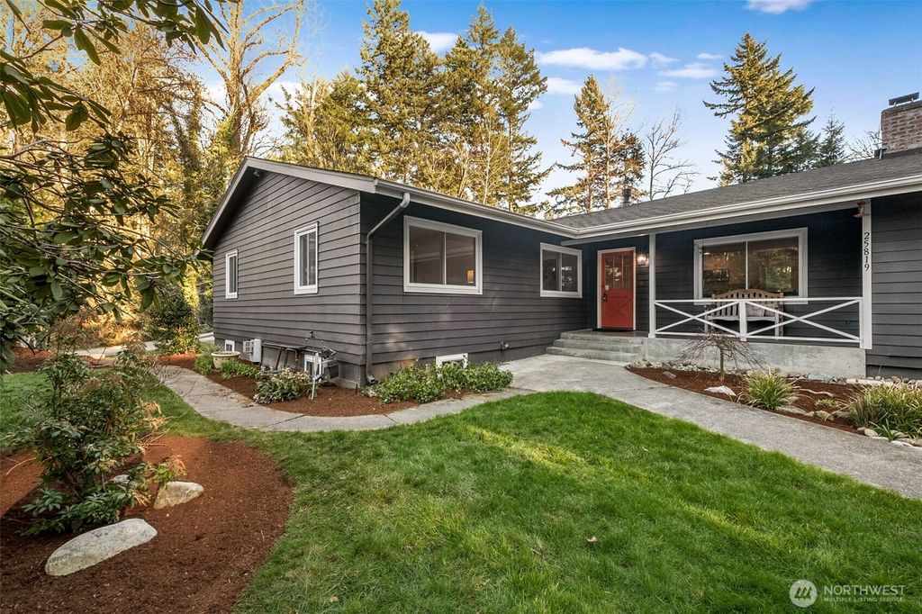 Photo of 25819 173rd Avenue SE, Covington, WA 98042 (MLS # 2484047)