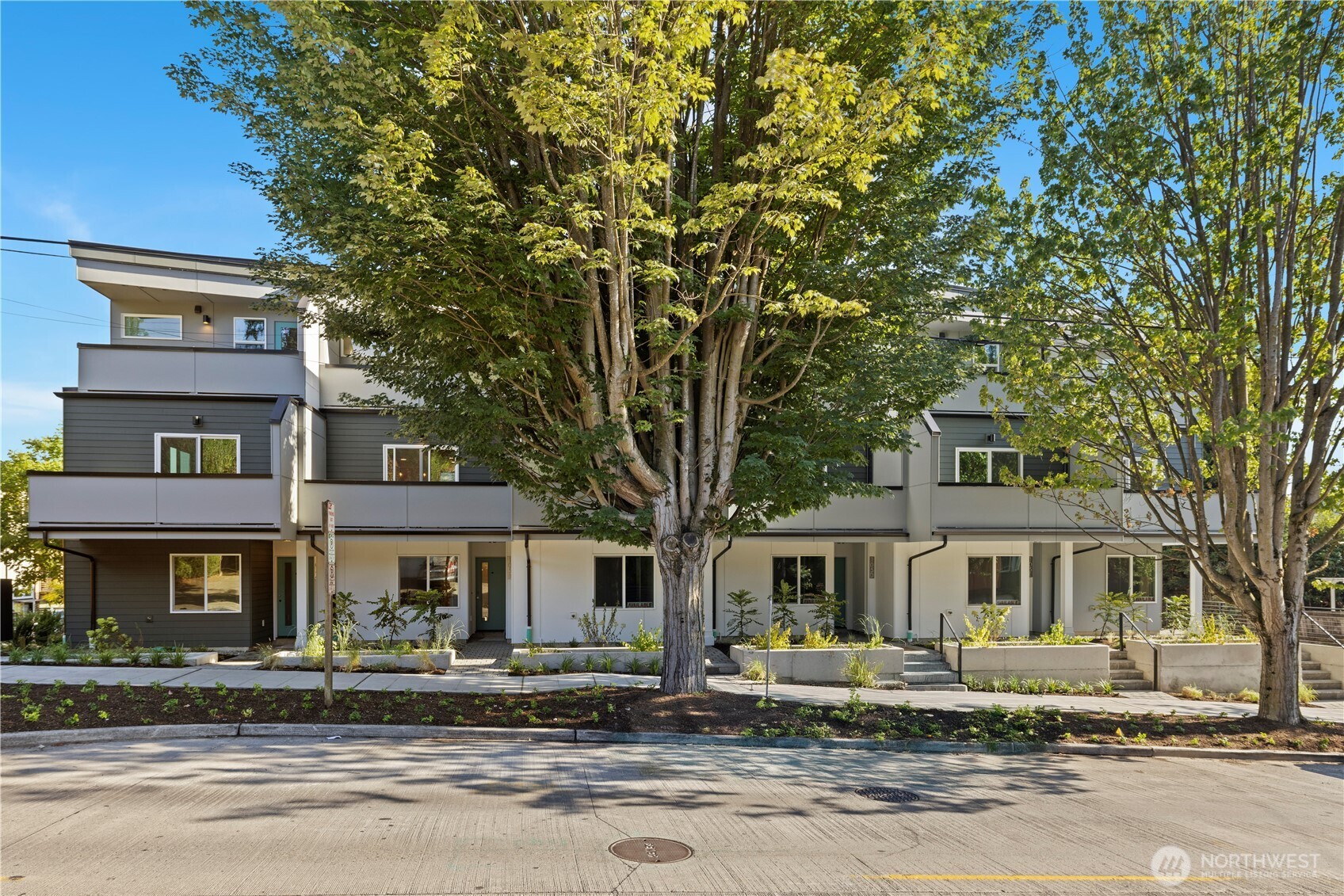 105 NW 39th Street
