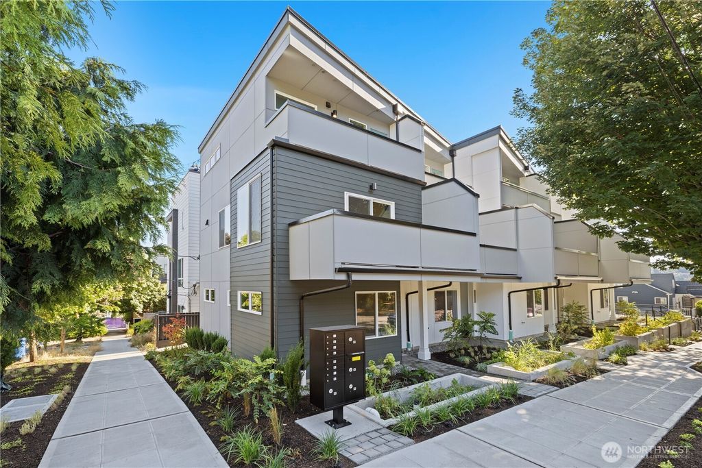 Photo of 105 C NW 39th Street, Seattle, WA 98107 (MLS # 2409150)