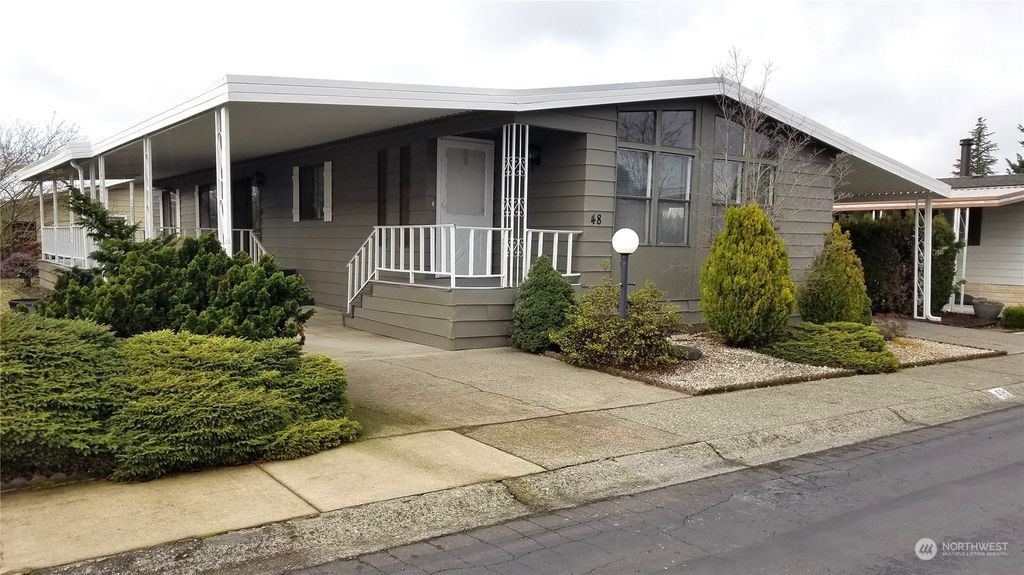 Photo of 11436 SE 208th Street #48, Kent, WA 98031 (MLS # 2198987)