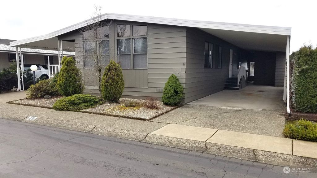 Photo of 11436 SE 208th Street #48, Kent, WA 98031 (MLS # 2198987)