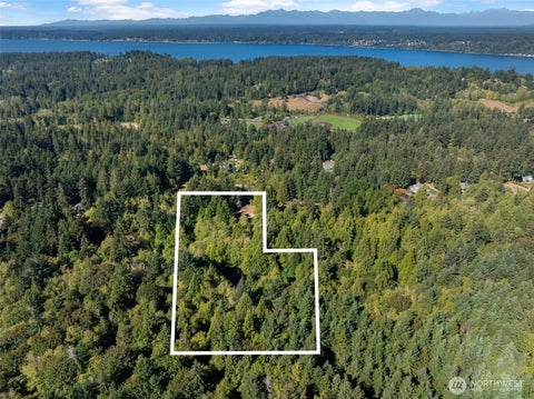 Photo of 0 72nd Avenue NW, Gig Harbor, WA 98332 (MLS # 2585549)