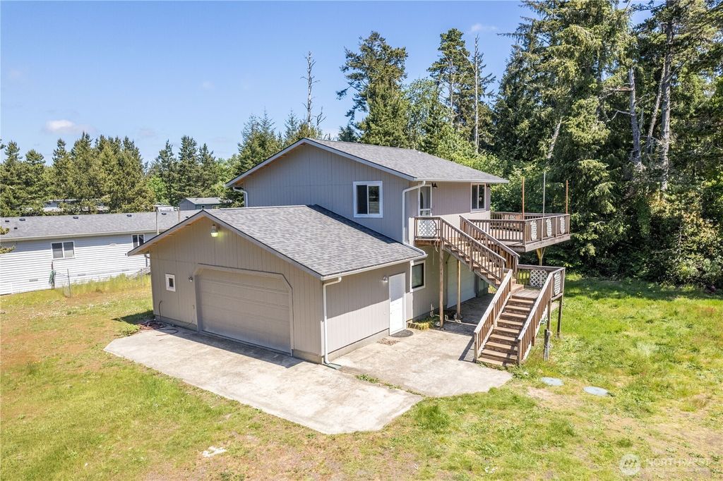 Photo of 27402 X Lane, Ocean Park, WA 98640 (MLS # 2520143)