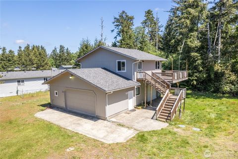 Photo of 27402 X Lane, Ocean Park, WA 98640 (MLS # 2520143)