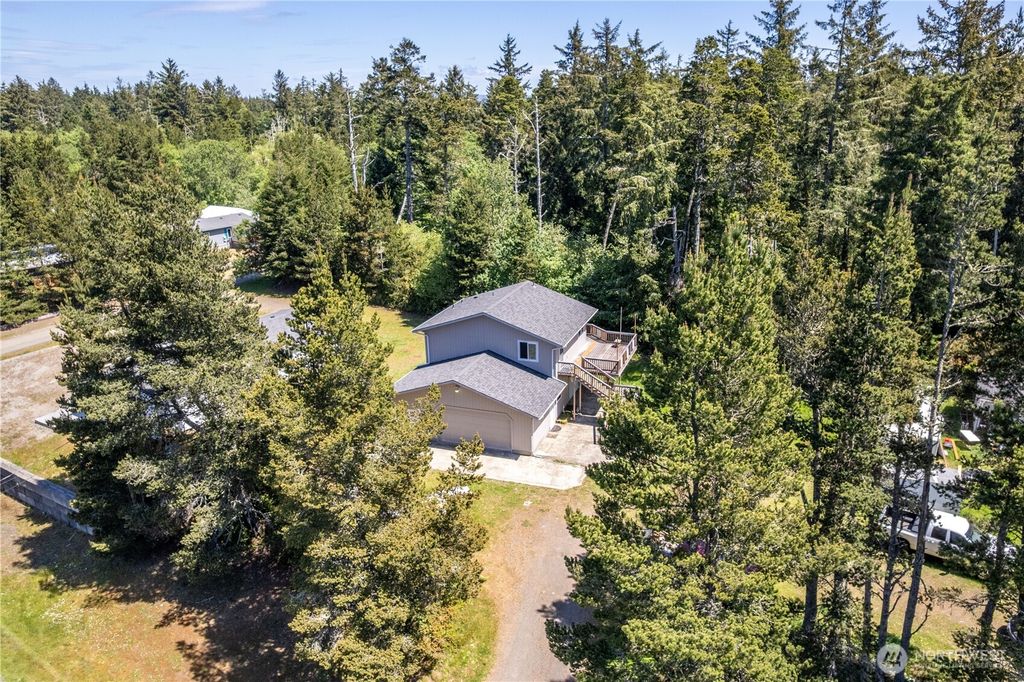 Photo of 27402 X Lane, Ocean Park, WA 98640 (MLS # 2520143)