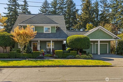 Photo of 1923 Water Street SW, Olympia, WA 98501 (MLS # 2506947)