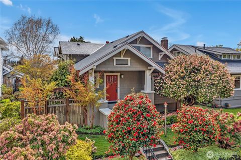 Photo of 3018 N 26th Street, Tacoma, WA 98407 (MLS # 2357348)