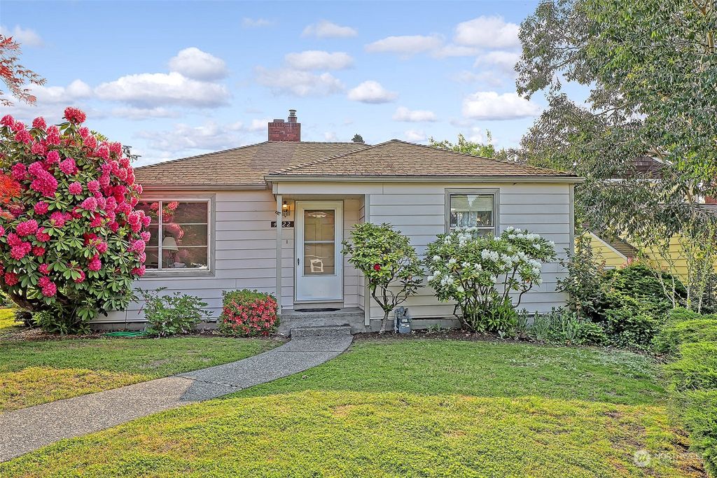 Photo of 4422 49th Avenue SW, Seattle, WA 98116 (MLS # 2074848)