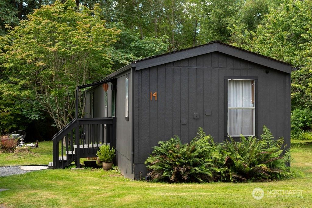 Photo of 1530 148 Street NE, Arlington, WA 98223 (MLS # 2272748)