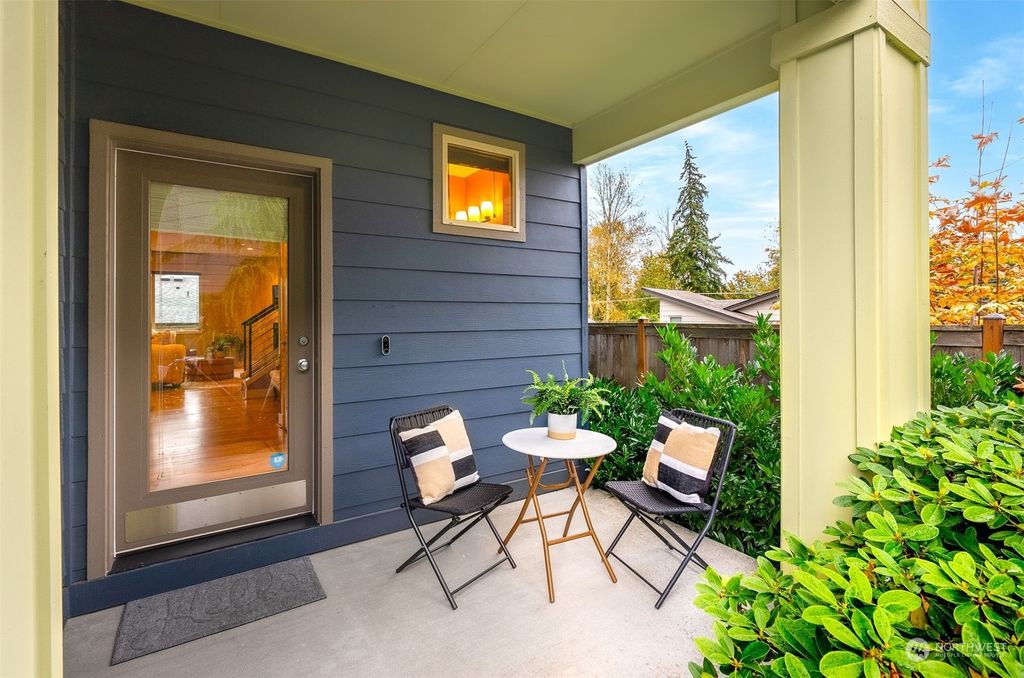Photo of 15803 13th Avenue W, Lynnwood, WA 98087 (MLS # 2299674)