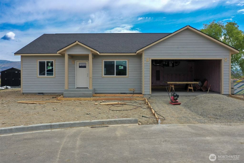 Photo of 706 Petra Court, Omak, WA 98841 (MLS # 2515117)