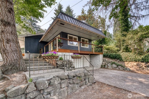 Photo of 2930 Cascade Trail, Bremerton, WA 98310 (MLS # 2562307)