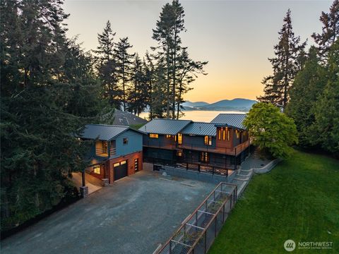 Photo of 4101 Edith Point Rd, Anacortes, WA 98221 (MLS # 2516879)