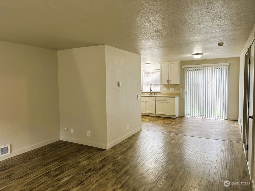 Photo of 15219 179th Avenue SE #G, Monroe, WA 98272 (MLS # 2242636)