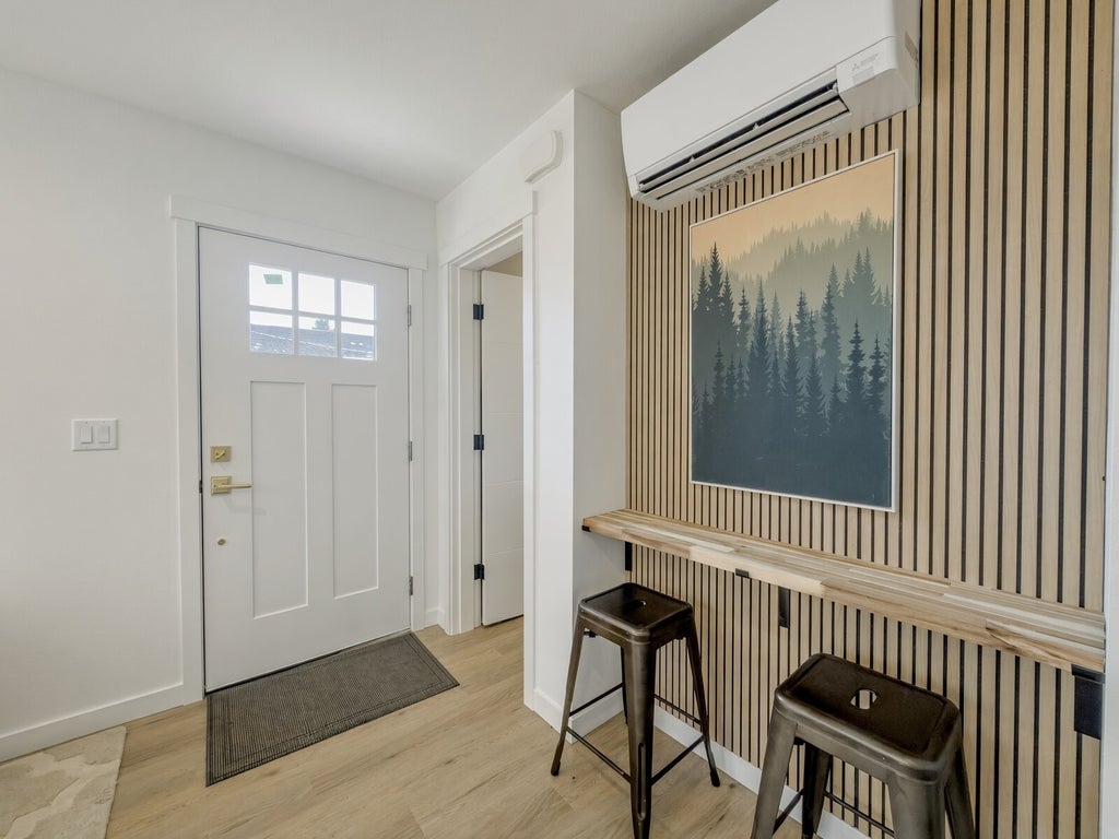 Photo of 5404 20th Avenue S, Seattle, WA 98108 (MLS # 2597528)