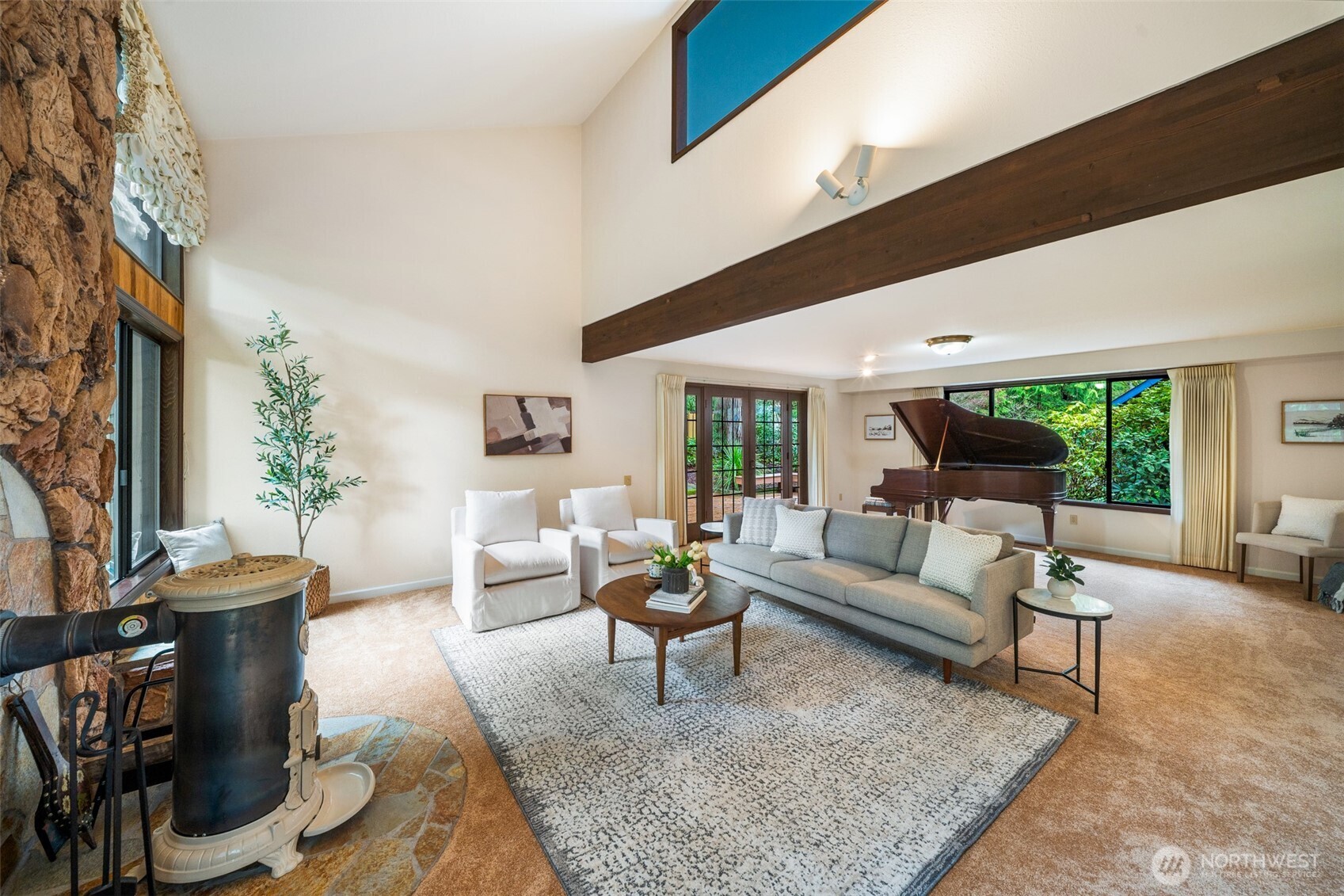 6427 Tralee Drive NW