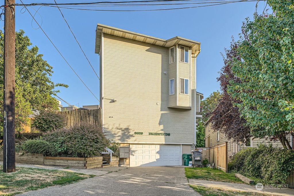 Photo of 2629 SW Nevada Street #101, Seattle, WA 98126 (MLS # 2281888)