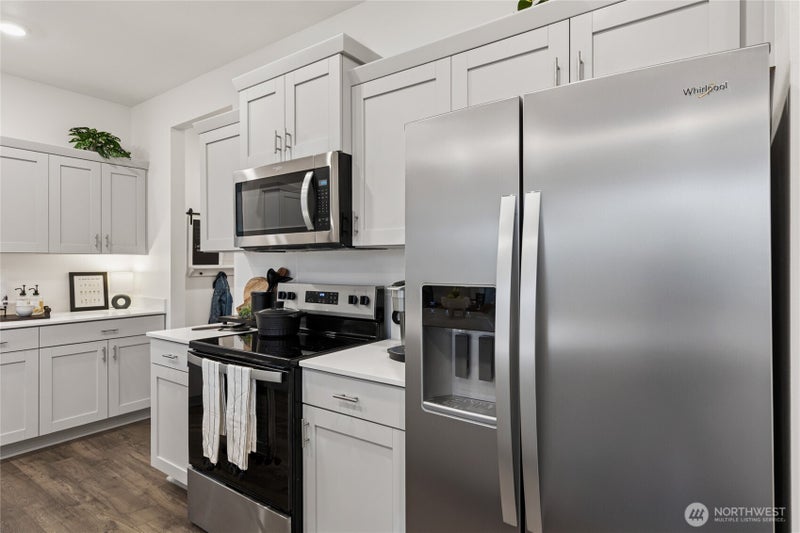 481 Cremini Loop SE 9