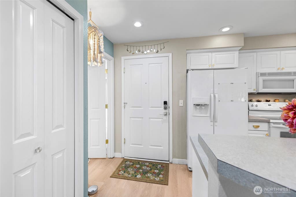 Photo of 12034 15th Avenue NE #103, Seattle, WA 98125 (MLS # 2572917)