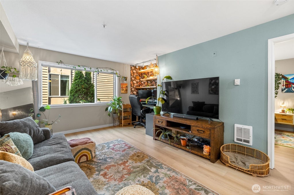 Photo of 12034 15th Avenue NE #103, Seattle, WA 98125 (MLS # 2572917)