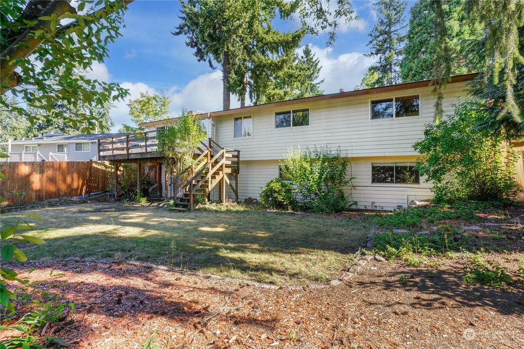 Photo of 15311 NE 7th Place, Bellevue, WA 98007 (MLS # 2146418)